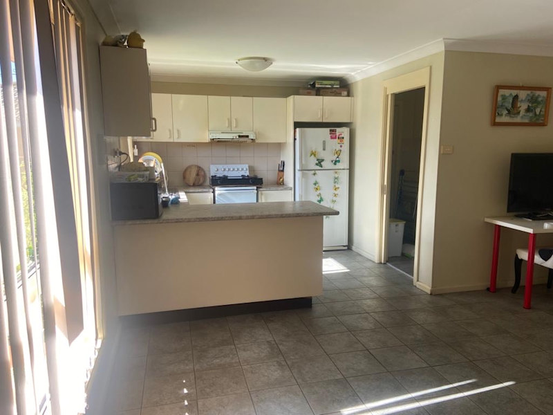 Sharing room for rent available in pendle hil 140 rent 62918283636738112