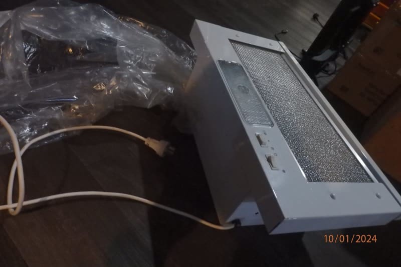Chef Retractable Rangehood BRAND NEW New  Zealand63016485673986114
