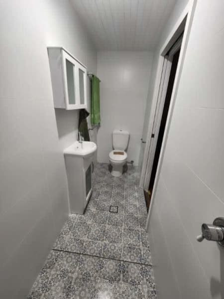 Licensed carpenter builder62863843184385113