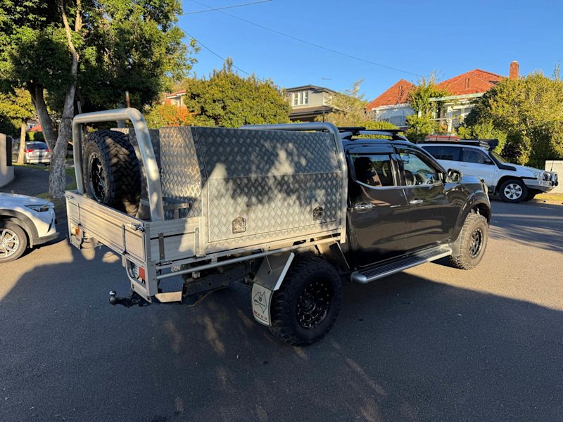 2015 NISSAN NAVARA ST-X (4x4) 7 SP AUTOMATIC DUAL CAB UTILITY62933709257731112