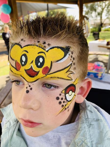 Face painter65073645705091110