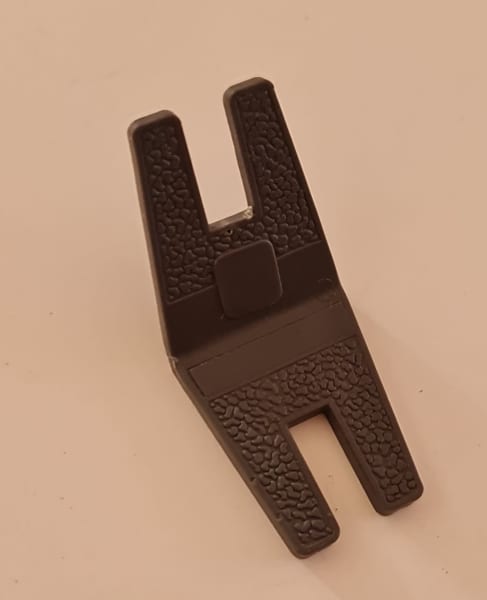 Button reed plate shank for Husqvarna 6690 sewing machine vintage630169139553311125