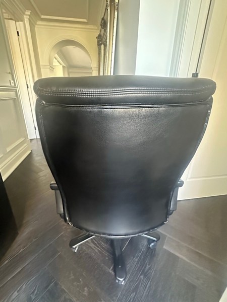 Executive Office Chair62864723112705111