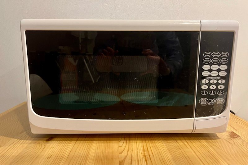 18L White Microwave63016908530689113