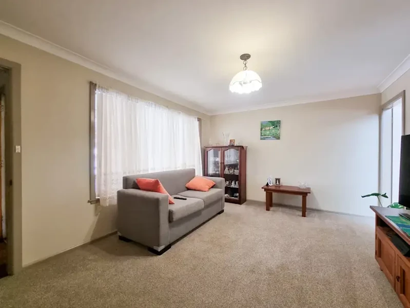 Spacious Family Home with Endless Possibilities62930688989825112