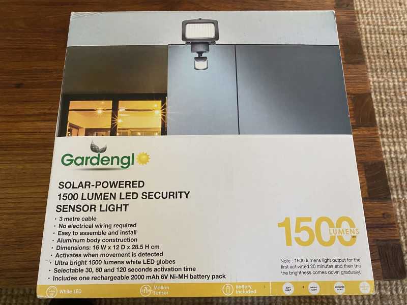 gardenglo solar sensor light