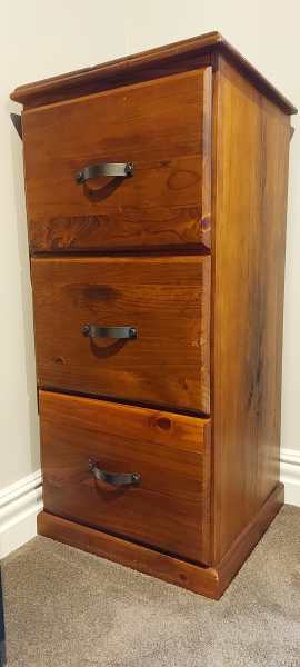 Solid timber filing cabinet62863375695875111