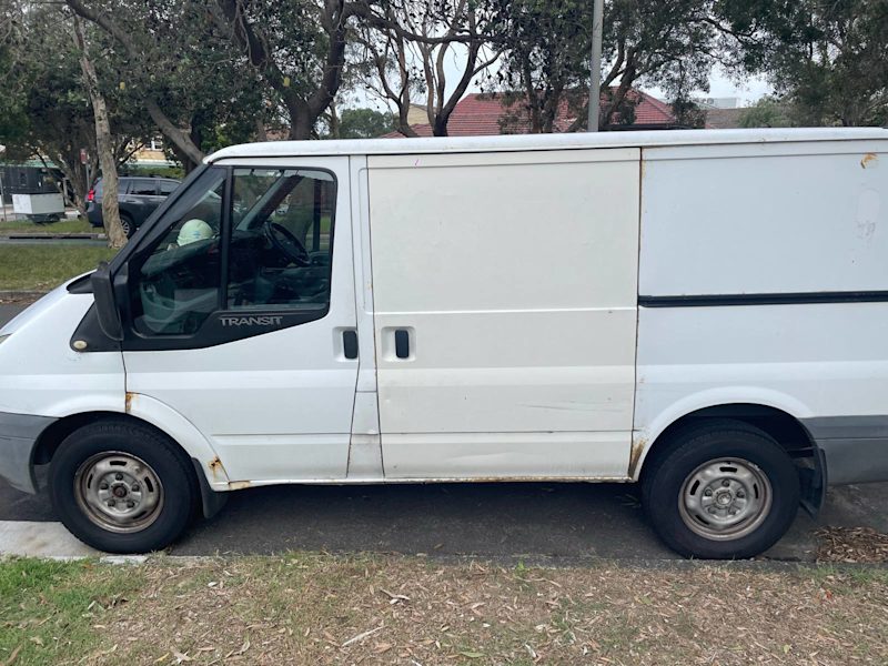 Ford Transit Van 200862934703588993111