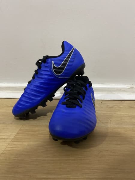 Gumtree soccer sales boots