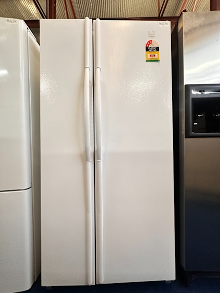 Maytag Side by Side Fridge Freezer, 6 months warranty (stk: 31686 L6)634428561466901112
