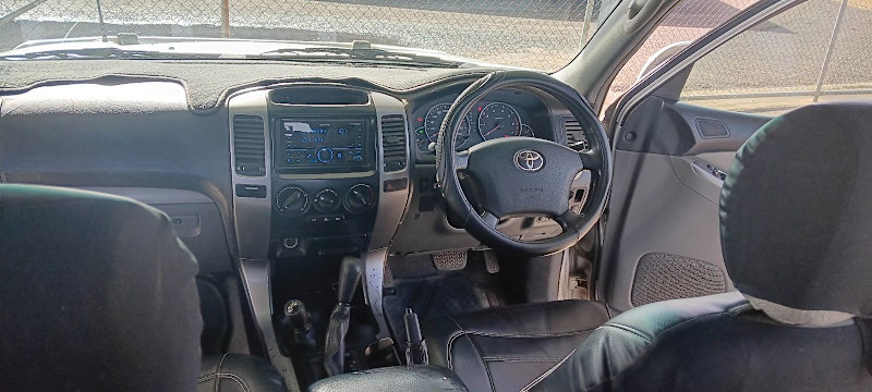 2004 TOYOTA LANDCRUISER PRADO GXL (4x4) 4 SP AUTOMATIC 4D WAGON62882730737922112