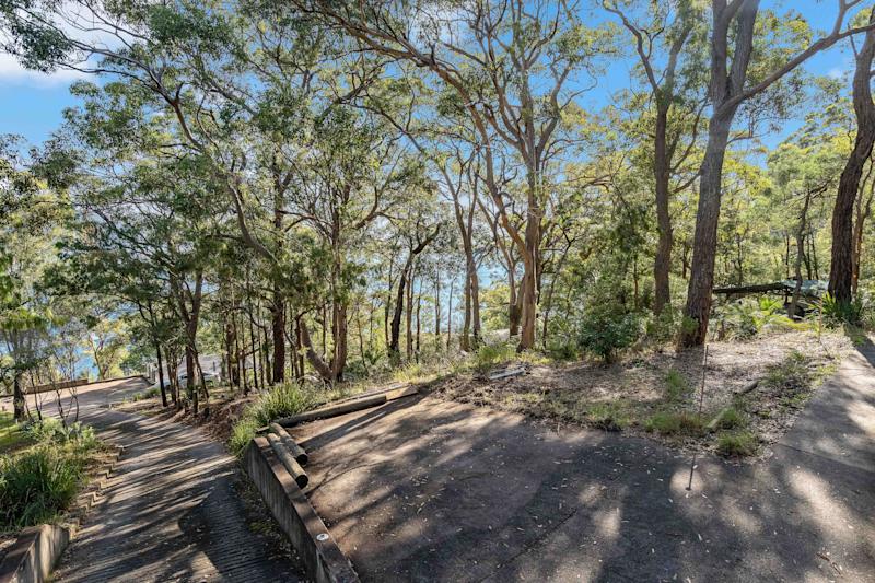 Land Offering Stunning Bay Vistas and Prime Coastal Location63007280929154114
