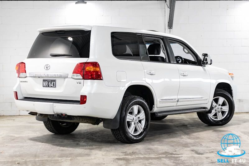 2014 TOYOTA LANDCRUISER SAHARA (4x4) 6 SP AUTOMATIC 4D WAGON62935686601729113