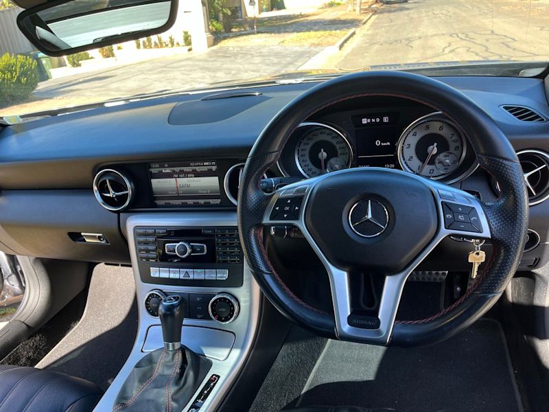 Mercedes slk25062934699308417114