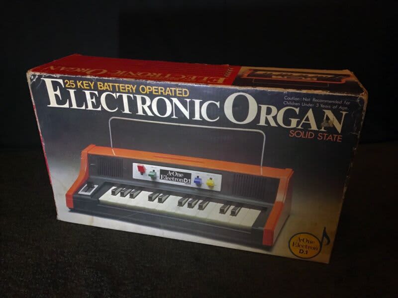ホワイトブラウン Toy organ A.One Electron D.1 | dizmekaro.com