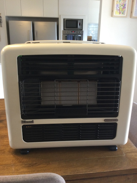 Natural gas heaters Rianni x2 1 Titan mk2 and 1 Granada Mk 263612128815618111
