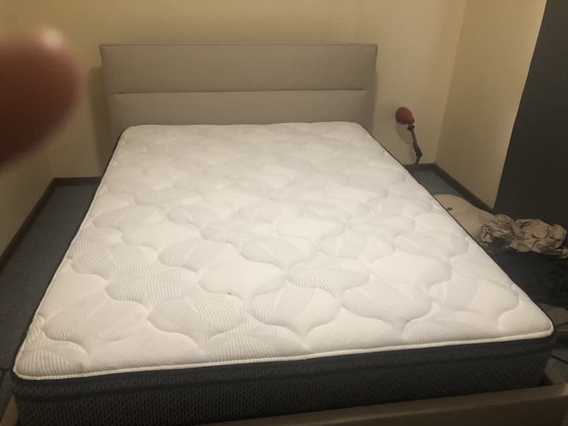 queen beds gumtree