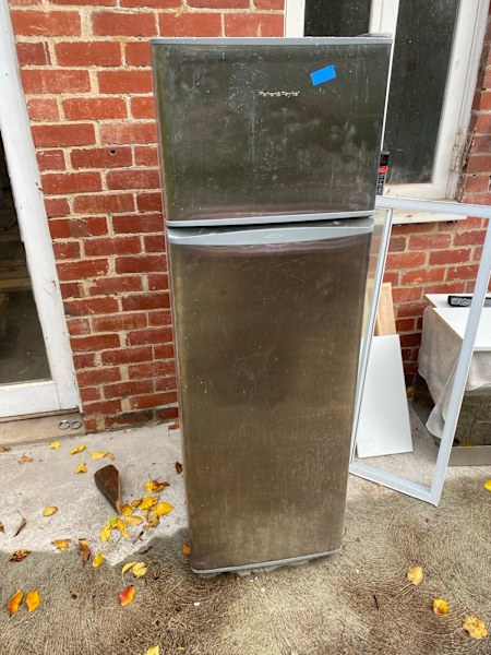 Fridge / freezer63016061833985112