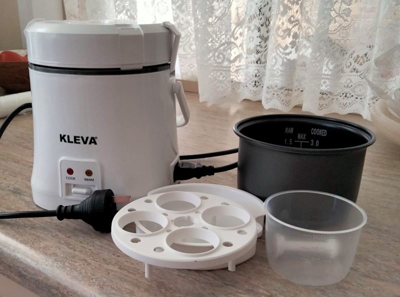 One button cooker .63612126522627110