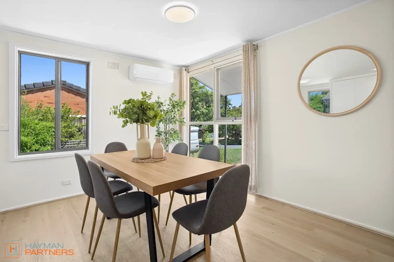 Stylishly Updated 3-Bedroom Home in Sought-After Chifley Location62929678278275114