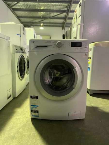 Electrolux 7 Kgs Washing machine630129130403871117