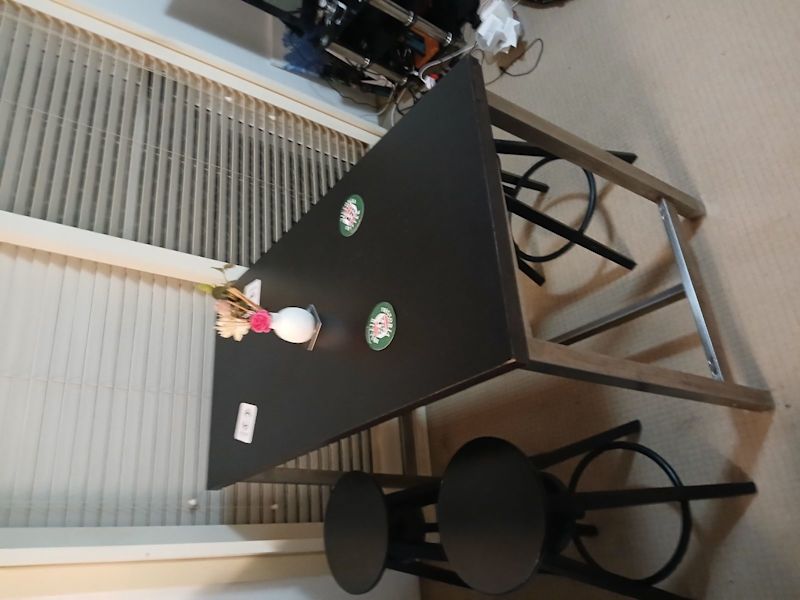bar table and stools63437625027457111