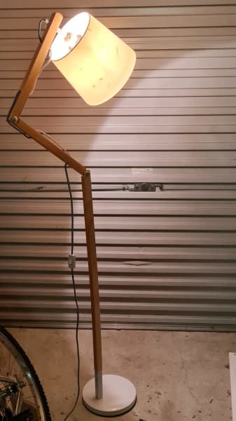 homemakers floor lamps