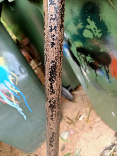 FENCING/ POST HOLE BAR 1.8 METRES X 30MM63012444504451119