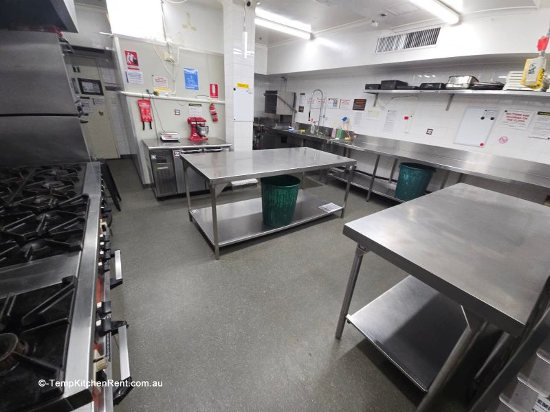 FULLY EQUIPPED COMMERCIAL KITCHEN FOR RENT/HIRE BY THE HOUR IN ULTIMO62995620134785114