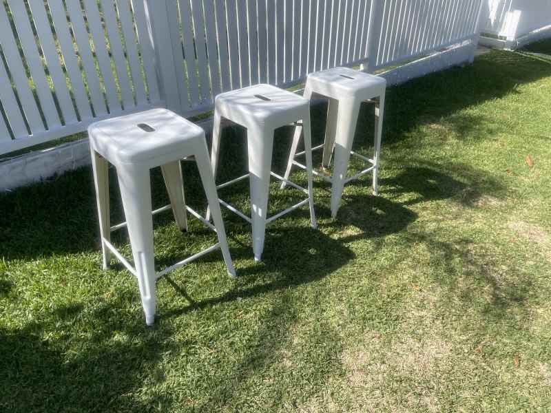 set of three counter stools