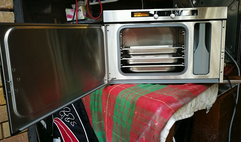MIELE STEAM OVEN DG2661 IN VERY GOOD CONDITION63021282865666114