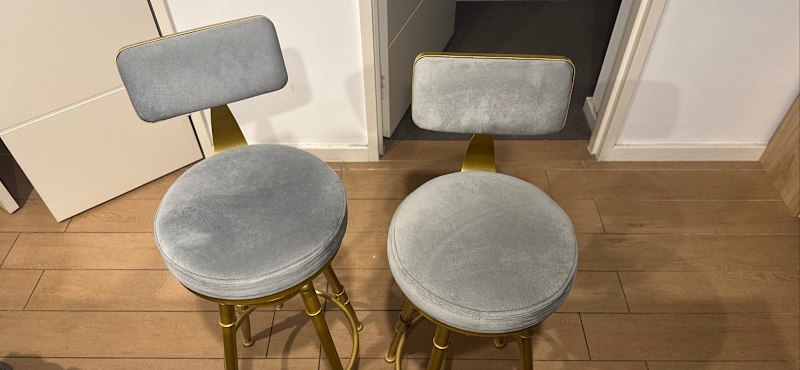Bar chair still in decent condition used62863413071747111