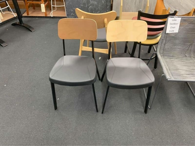 padded metal stacking chairs