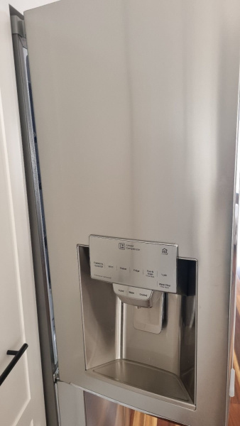 LG GF-L708PL Ice Maker Door (Part)63470142715394110