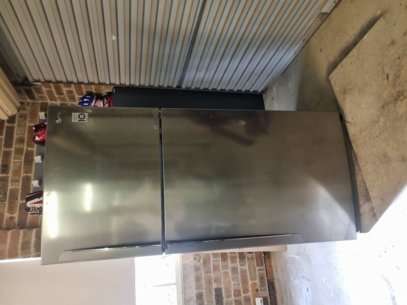 LG Fridge – Stainless Steel – $350
630217292058901124