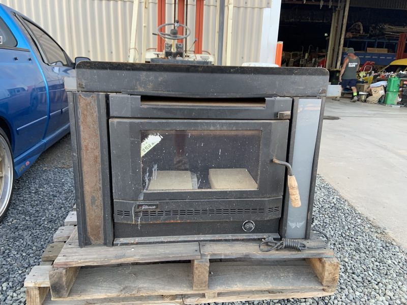 NEW INBUILT WOOD FIRE HEATER WITH FAN63021730792578112