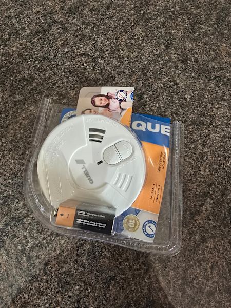 Smoke alarm, unused630173205474571123