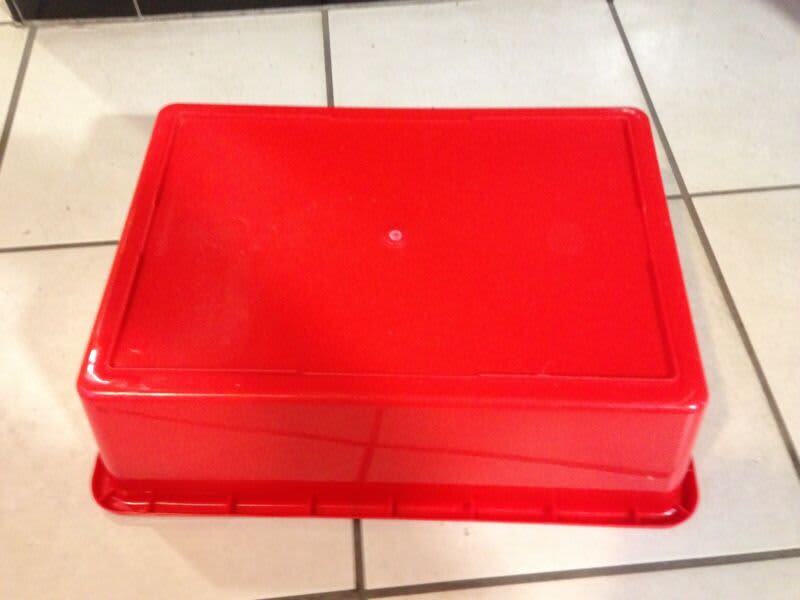 A red basin rectangular for sale63438165576194111