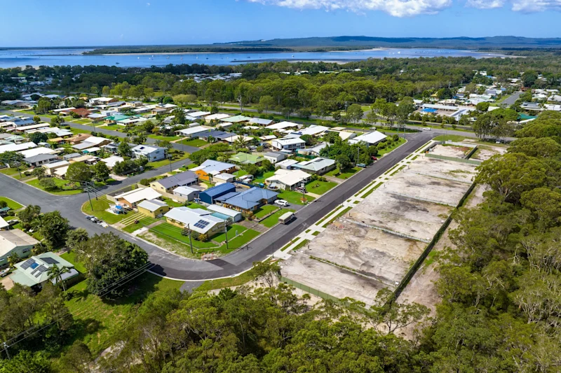 INSERT DREAM HOME HERE!!! - Limited Lots, Endless Possibilities63006452874754114