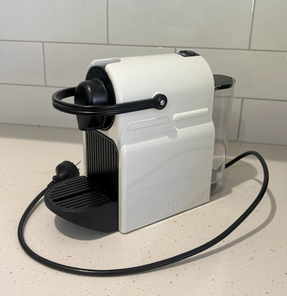 Nespresso Expressi coffee pod machine, milk frother, capsule dispener63018620096387112