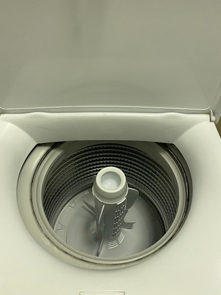 Fisher & Paykel top loader washing machine 63021281596419113
