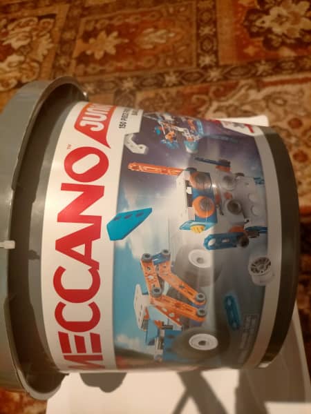 Meccano Junior, 150 pcs Bucket STEAM Model Building Kit for Open-Ended Play