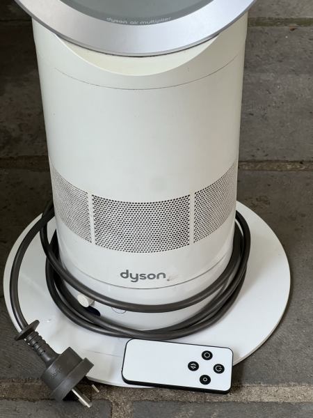Dyson Tower Fan w Remote - Not Working (Parts only)63020445029890112