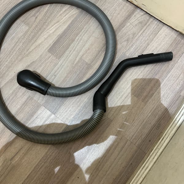 MIELE VACUUM SUCTION HOSE PIPE WITH WAND HANDLE 1.8M C2 CAT DOG POWER63019536914306113