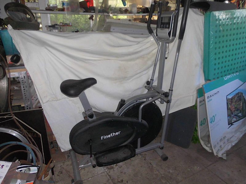 reebok 2 in 1 cross trainer and exercise bike