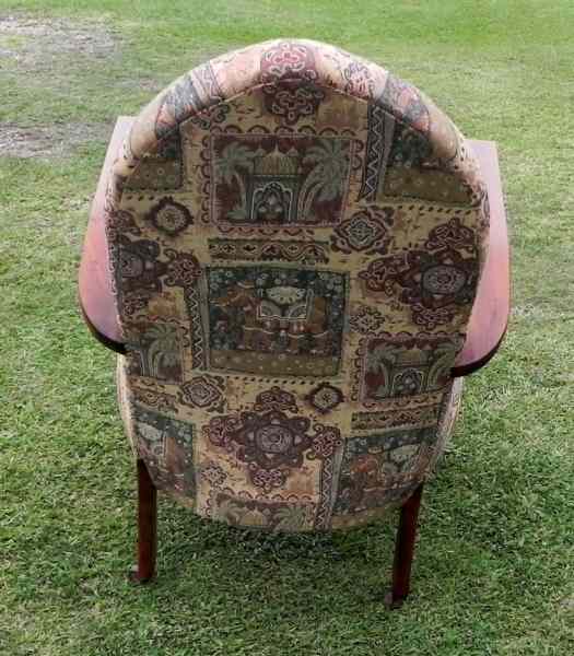 Antique Wooden Gothic Design Back Armchair62863412029058113