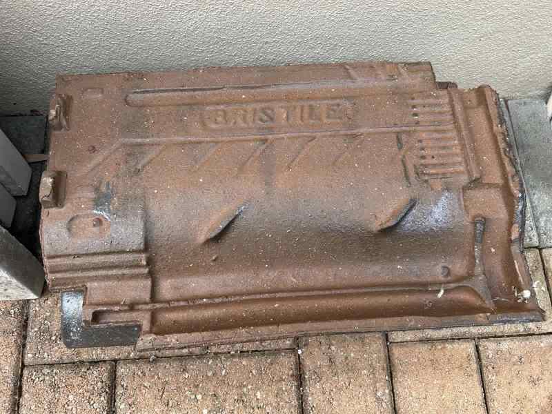 Wanted Bristile clay roof tiles62863396764803111