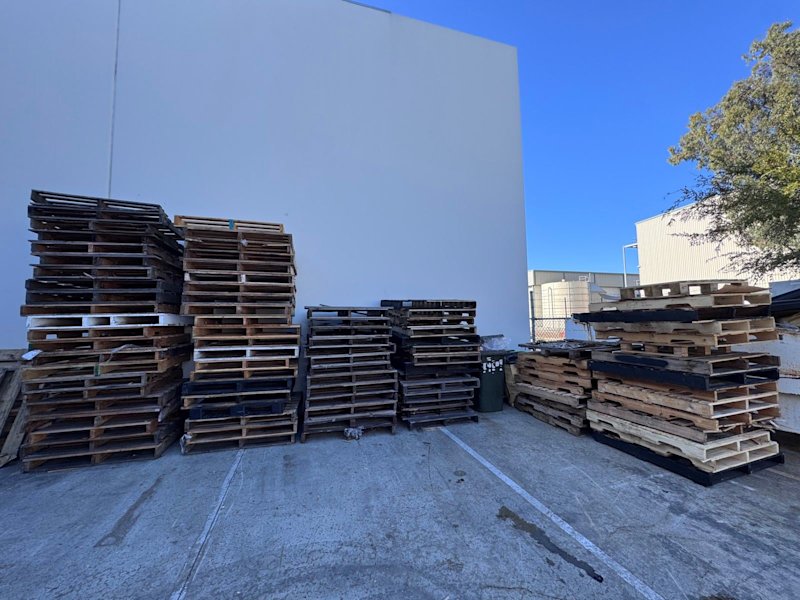 Pallets for free63011174780545111