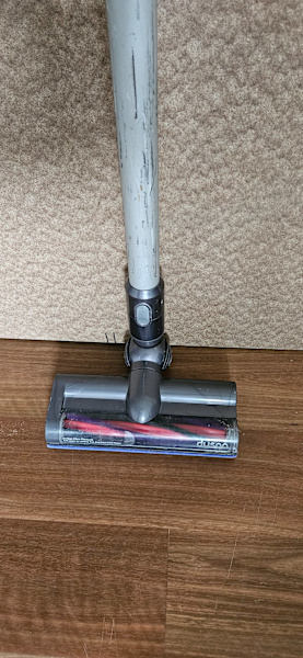 Dyson V6 Cord Free63470143389058112