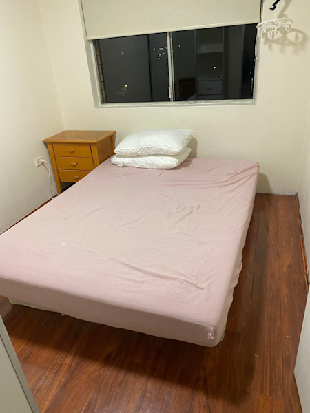 Room for rent63007596257795112